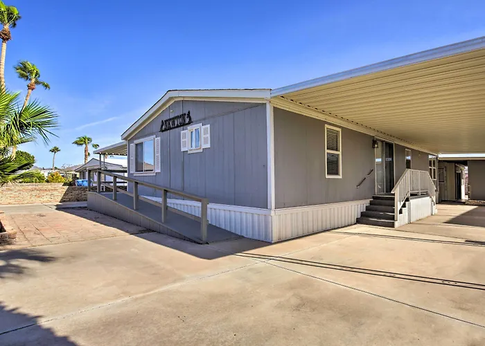 Holiday home Cozy Yuma Retreat W/ Furnished Patio & Grill! *
